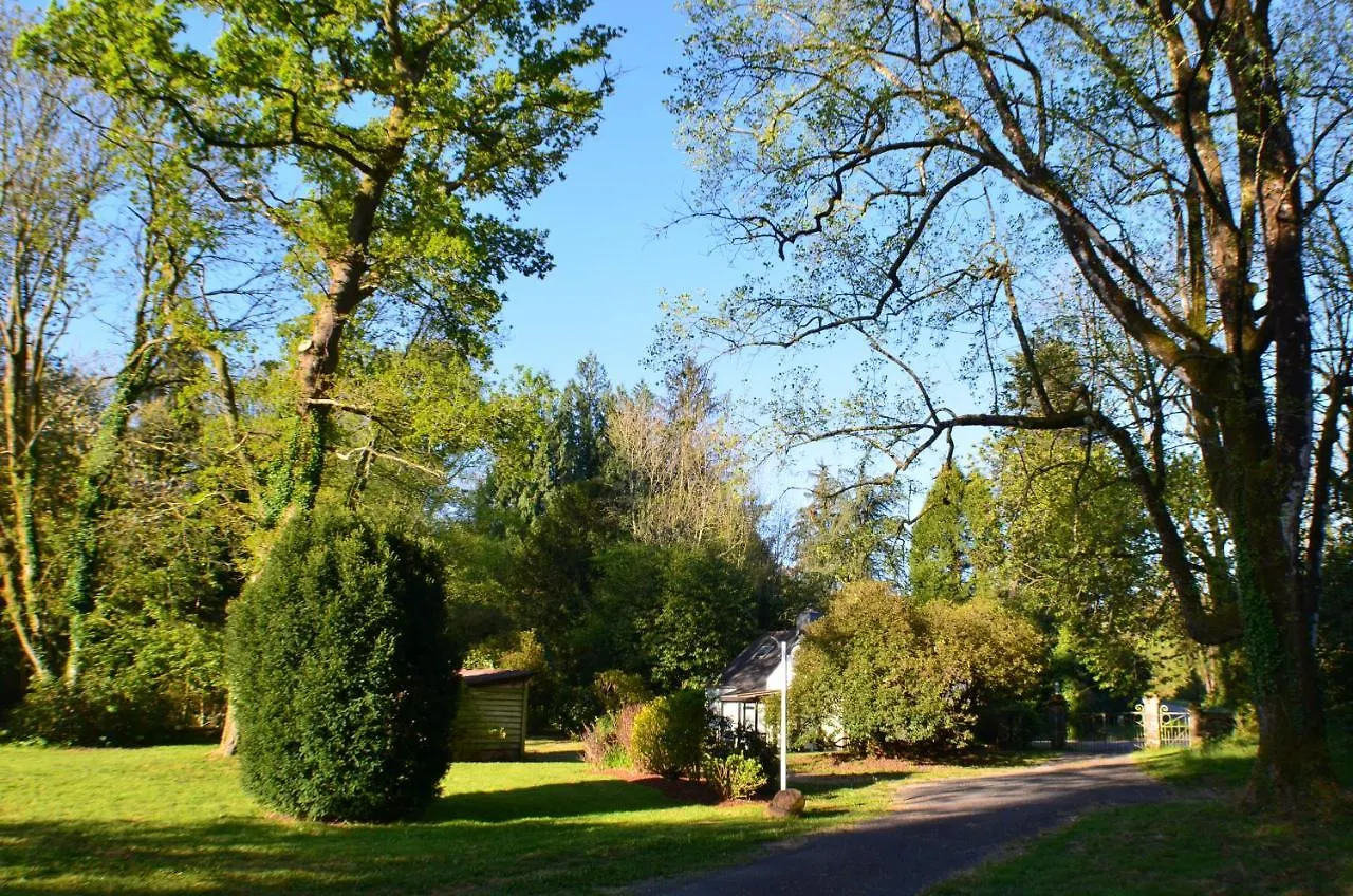 Lodge Kervoazec - Chateau De Kervoazec Saint-Goazec